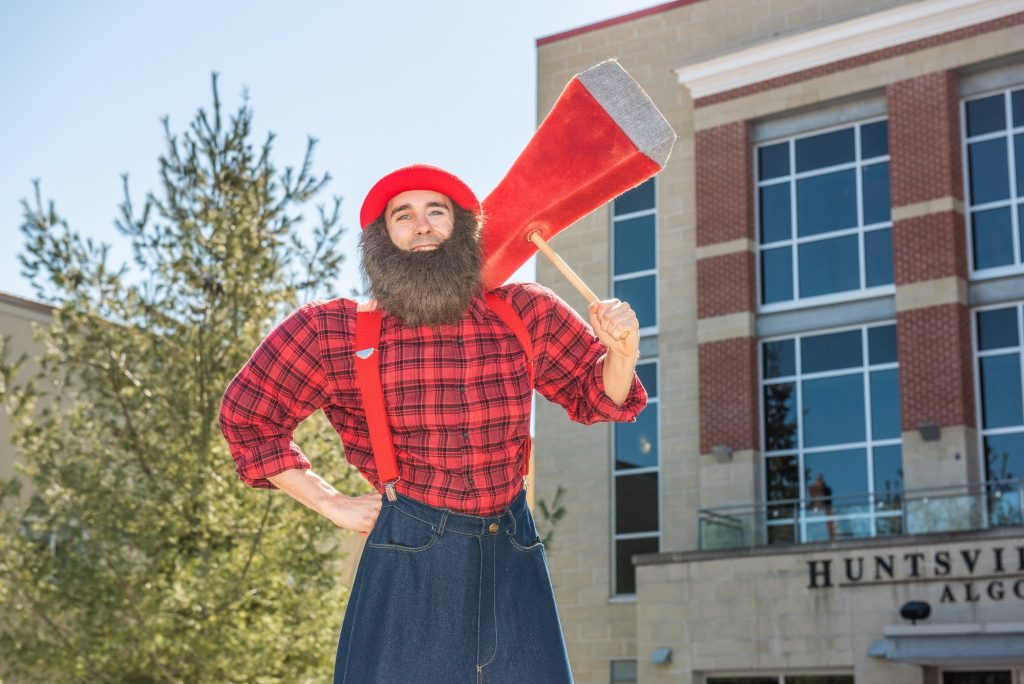 The 9' Tall Lumberjack